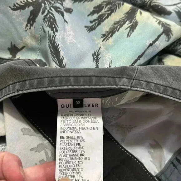 🖤💙 Quicksilver Highline Swim Shorts - Picture 9 of 9